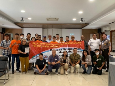 Emergency Disaster Response (EDR) Team of Indonesian Christian Church (GKI) Classis II in Jakarta: to Prepare and to Serve in Times of Disaster